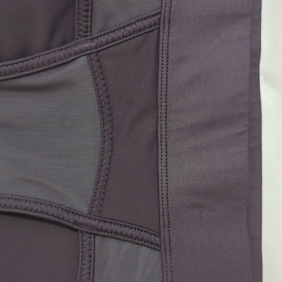 Fabletics On-The-Go Medium Impact Sports Bra, Color Shadow Shine Size L - Picture 12 of 14